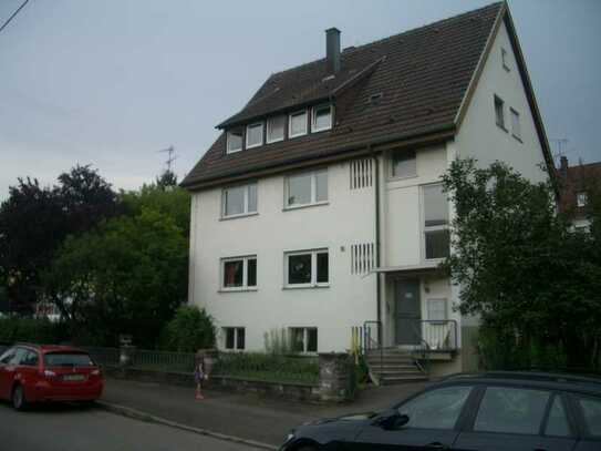 Exklusive 3,5-Raum-EG-Wohnung mit Balkon in Stuttgart