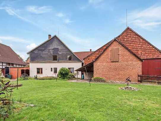 Charmantes Zweifamilienhaus mit Scheune in Wunstorf - Idensen