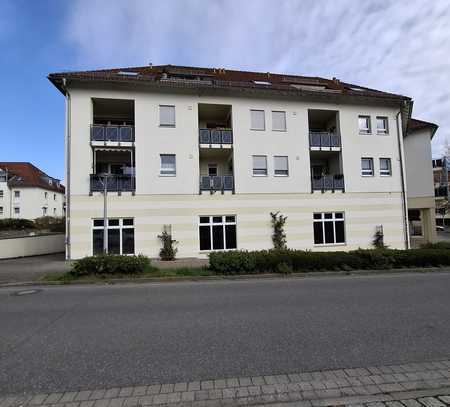 *** gemütliche DG Wohnung zu vermieten***