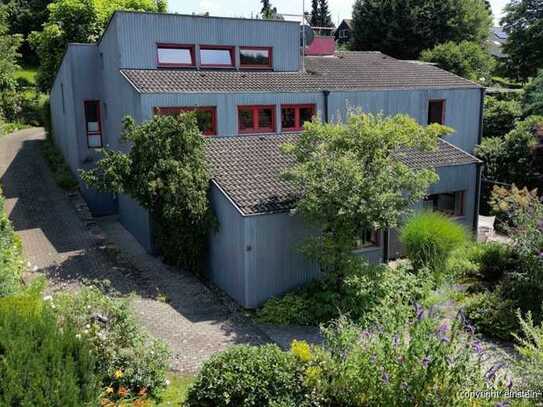 Gartenlust statt Großstadtfrust!
Traumhaus mit parkähnlichem Garten & Scheune
Karlsbad-Mutschelbac