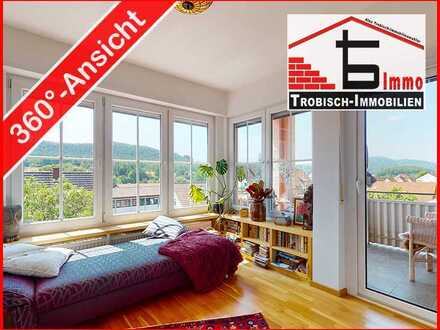 Großzügige Eigentumswohnung mit Burgblick in Dahn