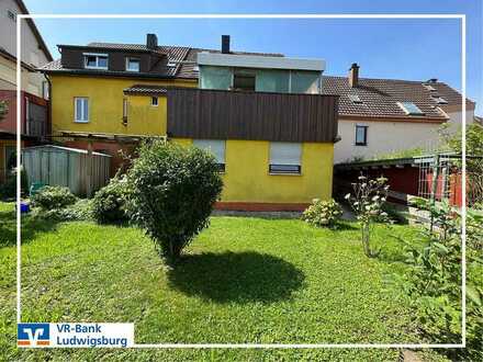 Doppelhaushälfte mit Dachterrasse und großem Garten in Aussichtslage