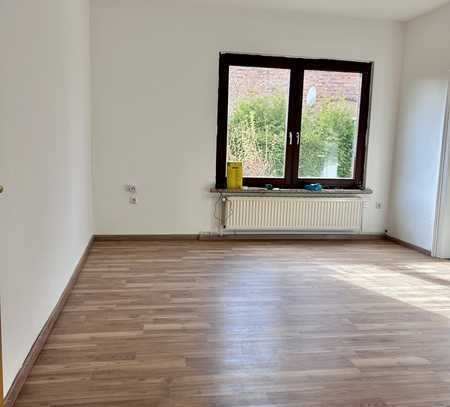 Außergewöhnliche 4- Zimmer- Wohnung, Renoviert ab 1.5.2025