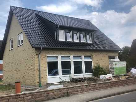 Sanierte EG-Wohnung mit Garten und Terrasse Lägerdorf