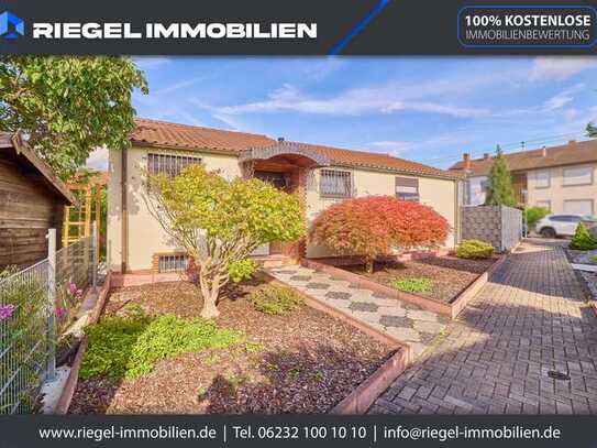 Sie hier? Wir auch! Eben - Leben ! 
Bungalow mit Garage und tollem Grundstück in beliebter Wohnlage