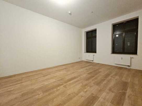 Schöne Wohnung mit Balkon/Einbauküche und guter Verkehrsanbindung
