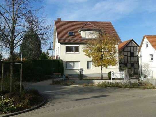 Gepflegte 1,5-Zimmer-EG-Wohnung mit Terrasse und Garten in Bad Boll