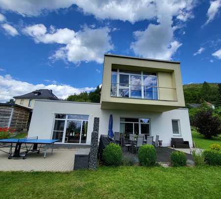 Modernes Einfamilienhaus in ruhiger Lage, mit fantastischem Fernblick und großem Garten