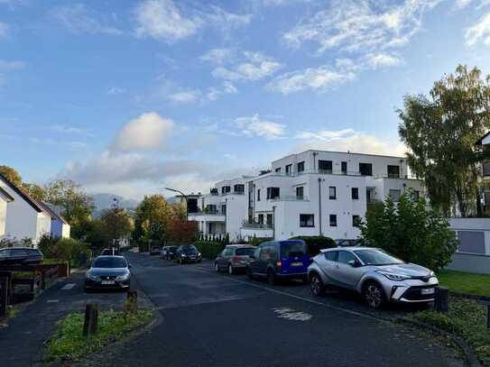 Moderne 3-Zimmer-Wohnung mit Balkon und Garten am Naturschutzgebiet Rodderberg