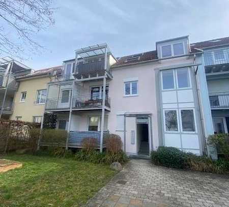 Schöne renovierte 2-Zimmerwohnung mit Balkon