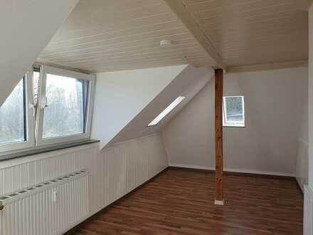 Renoviert: 3-Zimmerwohnung mit Einbauküche, Stellplatz, Keller und Terrasse +KEIN VERKAUF!