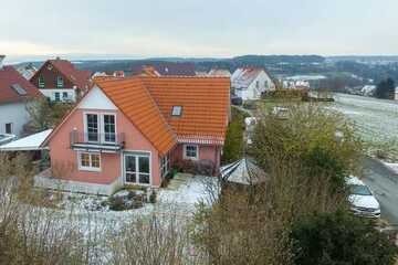 Modernes Einfamilienhaus mit vielen Extras in schöner Lage!