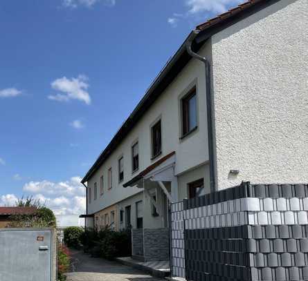 Freundliches 5-Zimmer-Haus mit EBK in Langweid