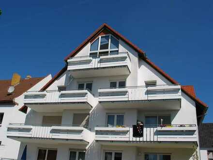 Sonnige Maisonette-Wohnung 103 qm mit Dachstudio, 2 Balkonen, Tiefgarage, Stellplatz von Privat