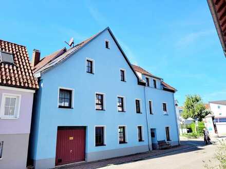 Stadthaus in der Einkaufsstraße