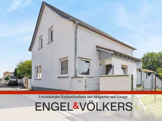 Reduzierter Preis! Freistehendes Einfamilienhaus mit Südgarten und Garage