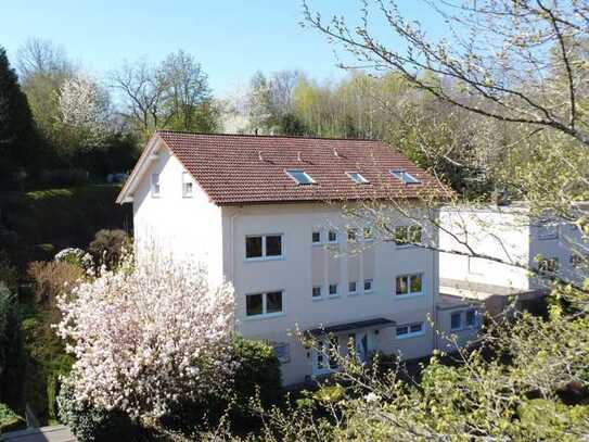 Doppelhaushälfte mit Terrasse & Garten in ruhiger Lage mit neuem Dach & Heizung