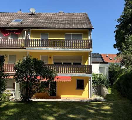 Saniertes Haus mit fünf Zimmern und EBK in ruhiger Waldrandlage in Lauf rechts der Pegnitz