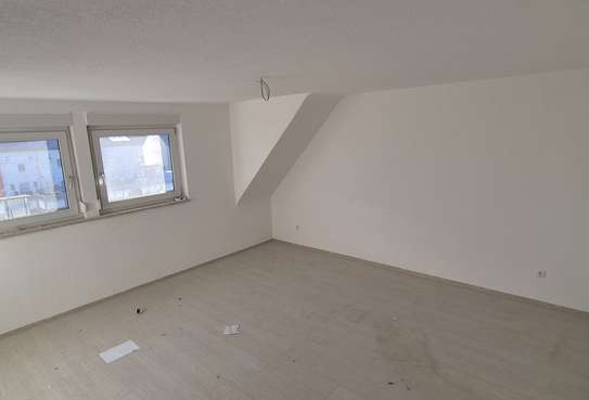 Moderne 3-Zimmer-Wohnung (80 m²) in Enzberg zu vermieten – Erstbezug nach Kernsanierung