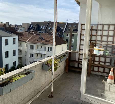 3-Zimmer-Wohnung mit Balkon in Bochum Ehrenfeld