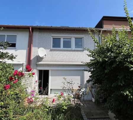 Charmantes Reihenmittelhaus in schöner Lage in Huchting, mit Garage