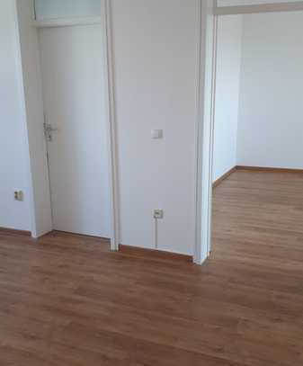 3,5 Zimmer- Wohnung mit Balkon und herrlicher Aussicht