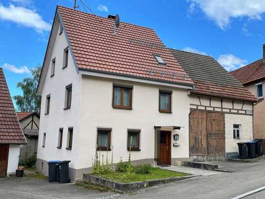 Geräumiges, günstiges 9-Zimmer-Einfamilienhaus in Münsingen