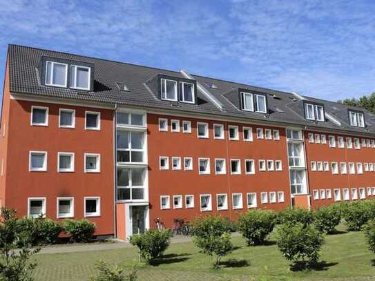 Großzügige 1 Zimmer Wohnung mit Balkon in gepflegter Wohnanlage