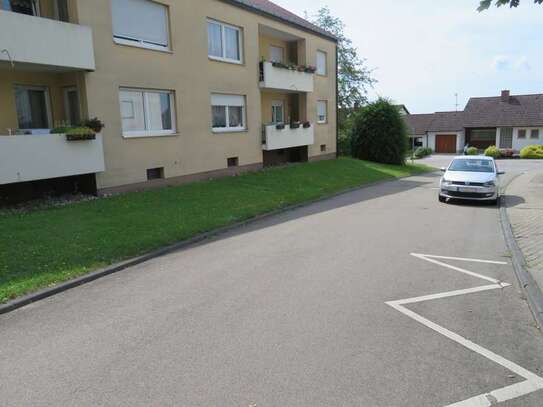 Außenstellplatz im Bronnenweg zu vermieten