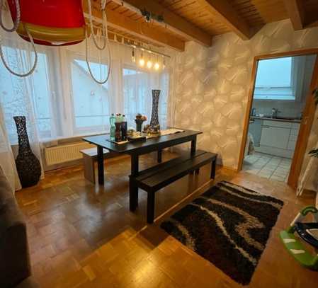 Charmante Maisonette-Wohnung mit Balkon und herrlicher Aussicht