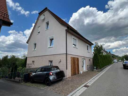 Gepflegtes, freistehendes älteres Einfamilienhaus mit Garten in ruhiger Wohngegend in Beuren