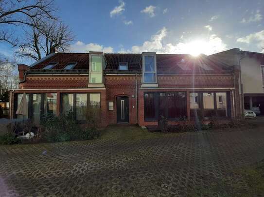 Wunderschöne Maisonett Wohnung mit Terrasse in ruhiger Lage