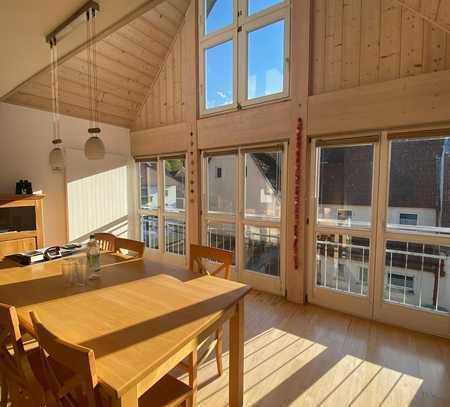 Großzügige, voll möblierte 200 m² Wohnung mit Garten und Garage – flexibel verfügbar