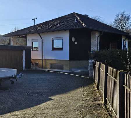 2 freistehende Einfamilienhäuser in Dollnstein auf großzügigem 1010 m² Grundstück