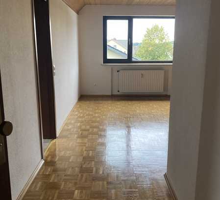 2-Zimmer-DG-Wohnung in Königswinter-Thomasberg