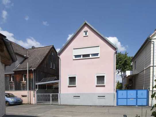 Kleines Einfamilienhaus mit Hof, Nebengebäude und Garten in schöner zentraler Lage von Roßdorf