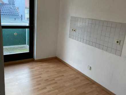 ***Schöne 3 Zi. - Dachgeschosswohnung mit Balkon***