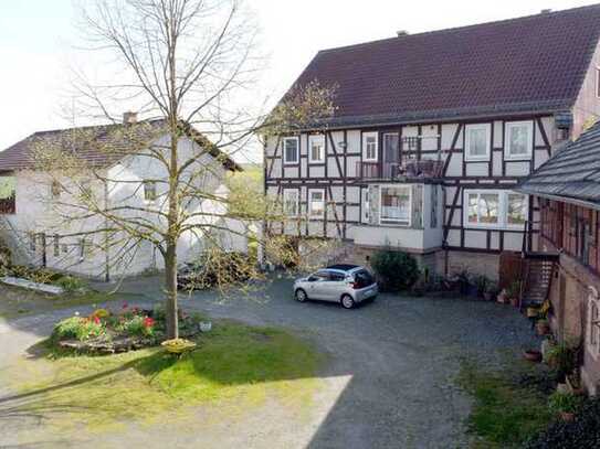 Wunderschöner Bauernhof mit Ackerland außerhalb von Alsfeld