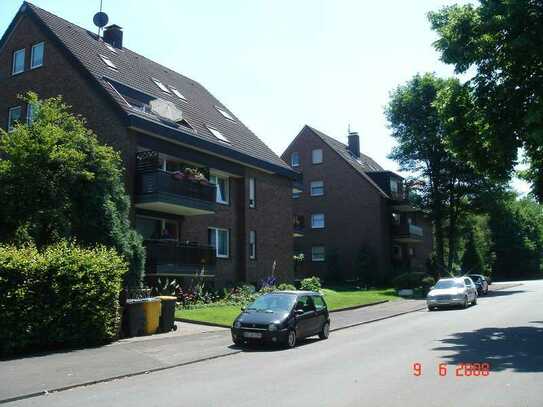 Schöne 1-Zimmerwohnung in Dortmund-Derne, ruhige Lage, Tageslichtbad mit Dusche, kl.Küche