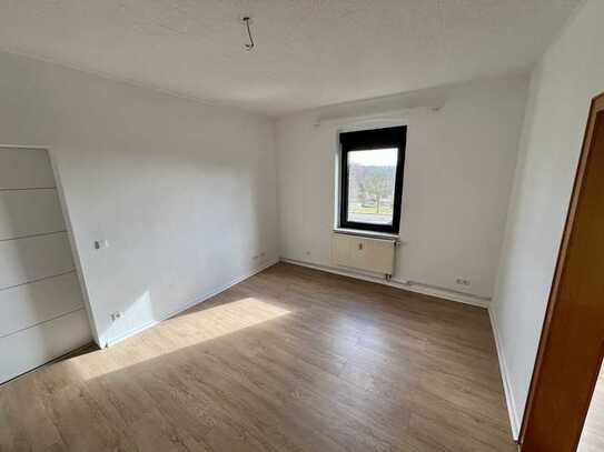 Charmante Dachgeschosswohnung im Altbau – 2 Zimmer, 46 qm