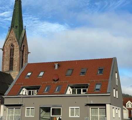 Exclusive 4 - Zimmer DG Wohnung mit herrlichem Ausblick in ruhiger Innenstadtlage