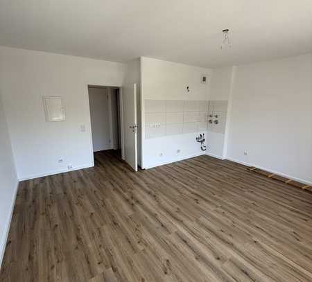 Renovierte 1-Raum-Wohnung mit Sonnenbalkon in Köln Sülz in ruhiger Seitenstraße