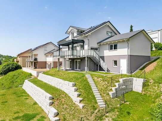 Neubau in Toplage: Exquisite Familien-Villa in hochklassiger Ausstattung