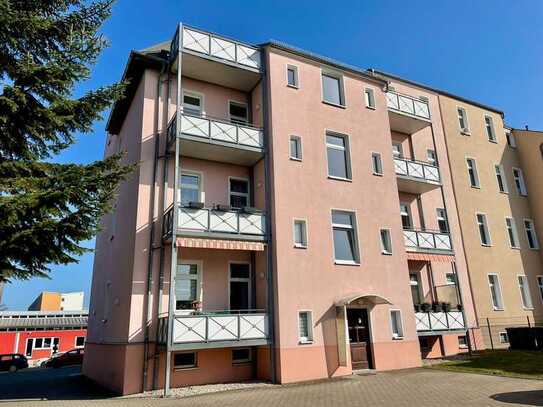 Gemütliche 2-Zimmer Wohnung mit Balkon, Tageslichtbad mit moderner Dusche opt. Stellplatz