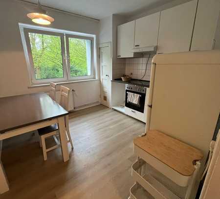 Geschmackvolle Wohnung mit eineinhalb Räumen und Einbauküche in Hamburg
