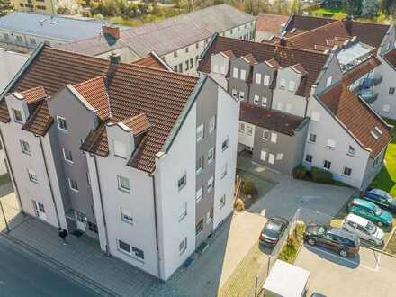 Kapitalanleger aufgepasst:
Gut vermietete Dachgeschosswohnung
mit ca. 80 m² Nutzfläche in Eggenfel