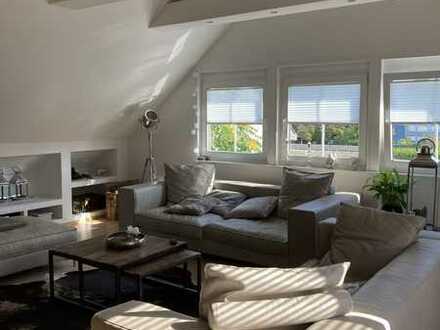 Geschmackvolle - luxuriöse Gartenwohnung mit fünf Zimmern in Dormagen Nievenheim