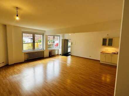 Helles Büro in Rheinnähe Zentral in Benrath *PROVISIONSFREI*
