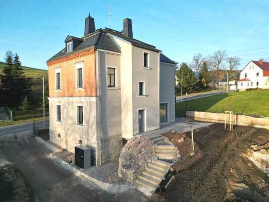 Historische Villa mit moderner Sanierung und Panoramablick über die Stadt