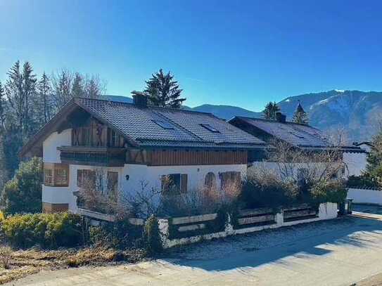 ZEITLOS SCHÖNES LANDHAUS IM BLAUEN LAND